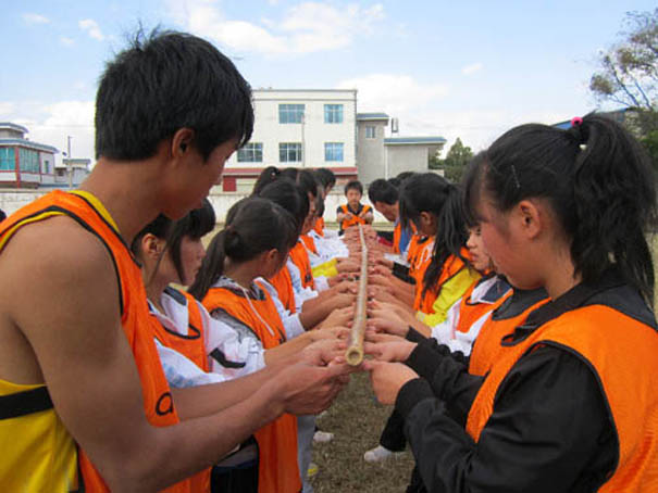 拓展项目齐眉棍