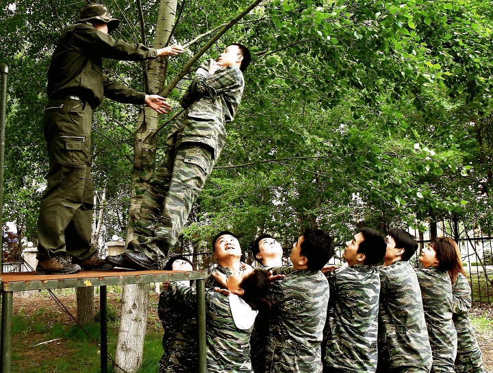 户外拓展训练注意事项