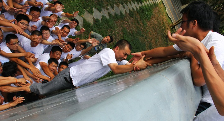 户外拓展之毕业墙