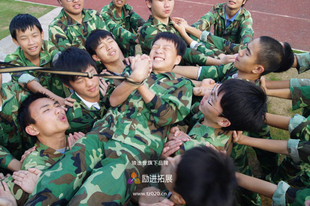 广州户外拓展基地器材