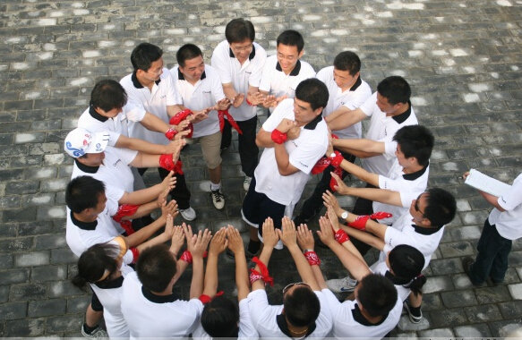 广州拓展多少人数可以参加户外培训 广州拓展多少人数可以参加户外培训